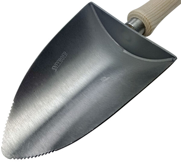 Garden scoop