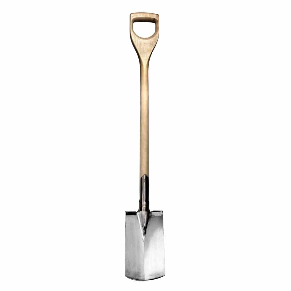Spade with steps